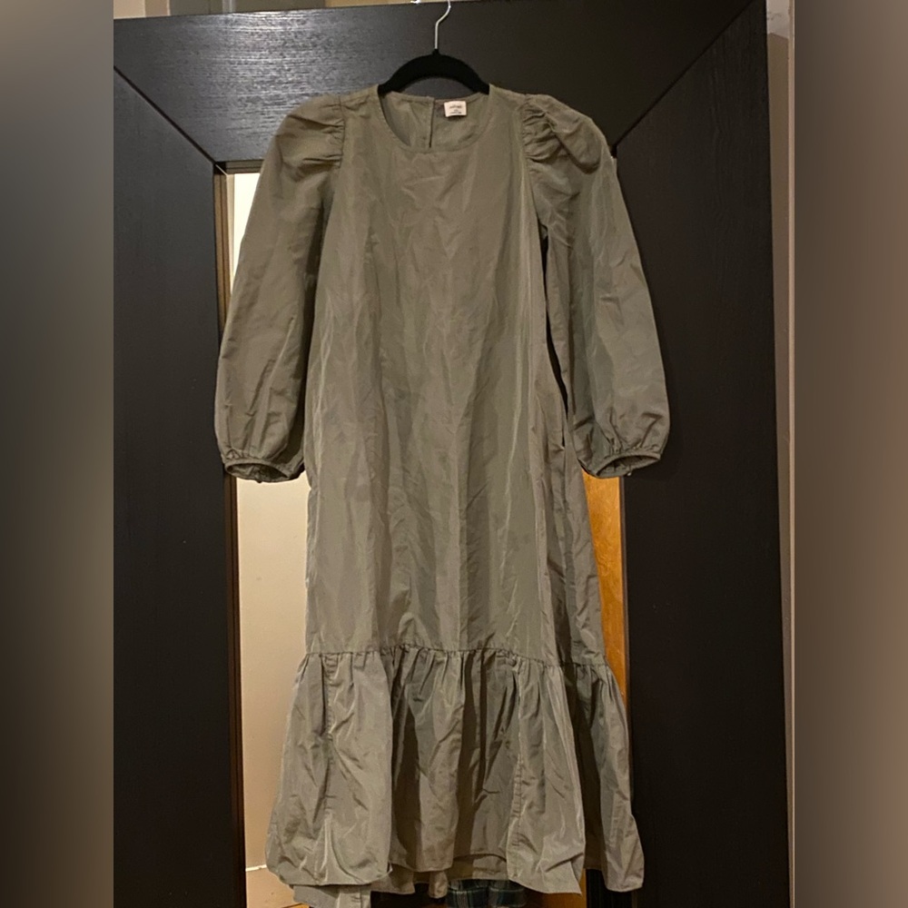 Aritzia Wilfred Dress - barely worn xxs